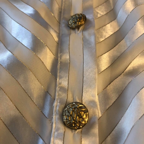 FASHION BUG gorgeous blouse with gold pinstripe - Picture 4 of 5